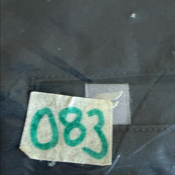 NWT, Fabletics Vital 1-Pocket Scrub Top, Black, XXL, O83 - Picture 4 of 4